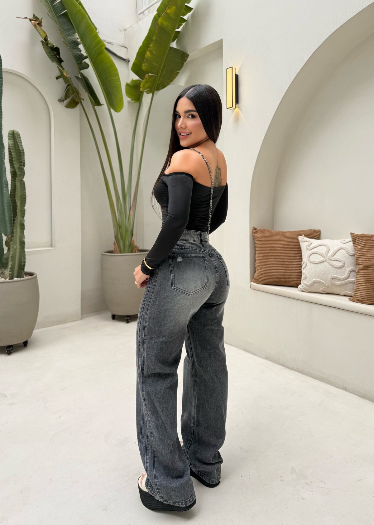 BODY LUPE NEGRO