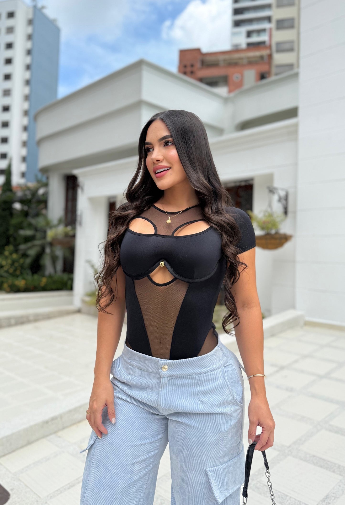 BODY CRISTINA