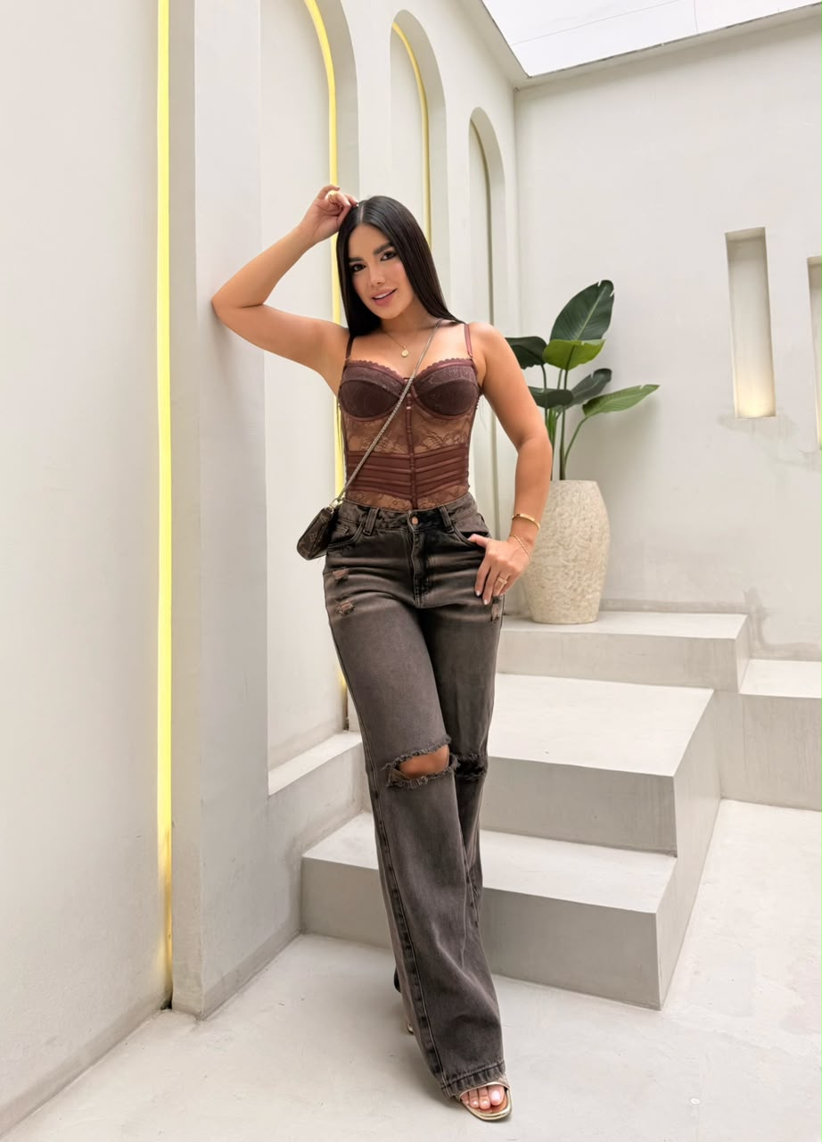BODY LEONOR